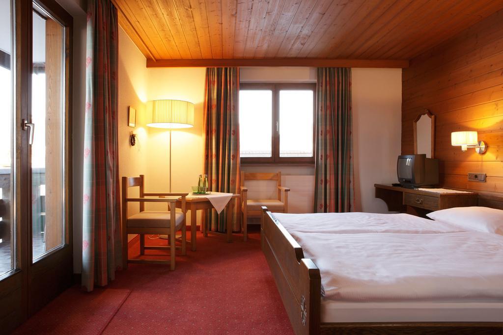 Hotel Gasthof Krone Hittisau Camera foto