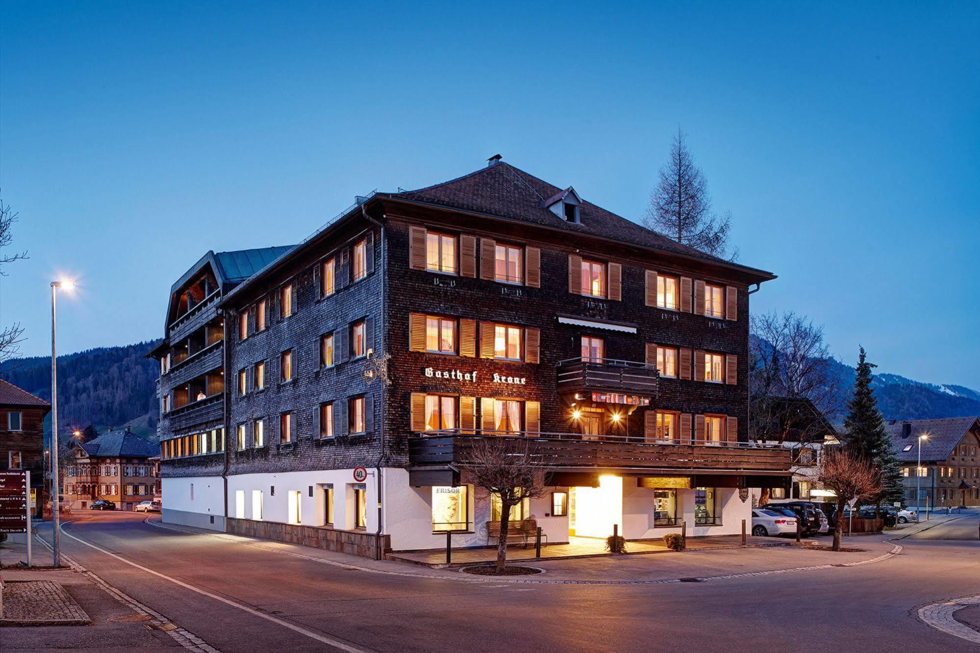 Hotel Gasthof Krone Hittisau Esterno foto